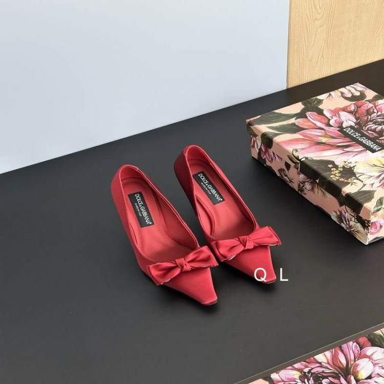 Picture of Dolce Gabbana Shoes _SKUDGsz35-4064458.59CMLL0704